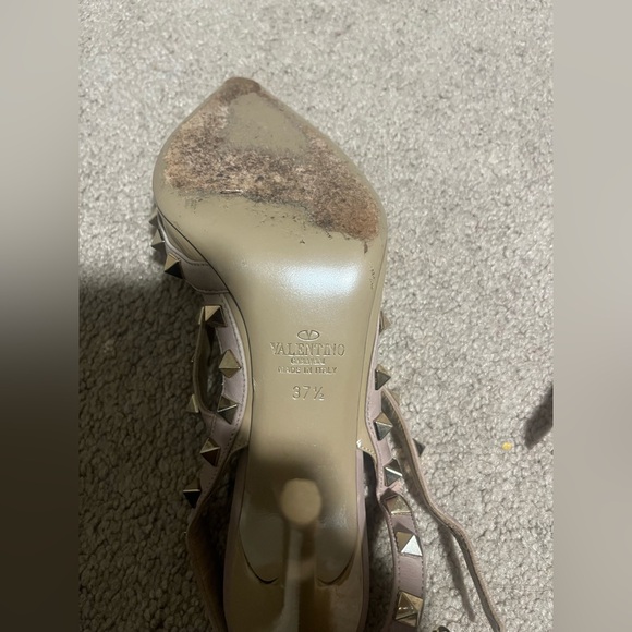 Valentino Garavani Rockstud Slingback Heels - Picture 6 of 16